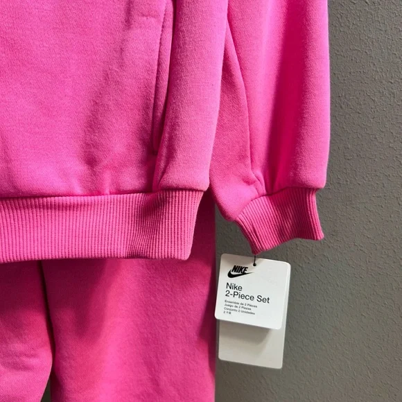 🤍💗Nike 💕Kids Set 💕Brand New